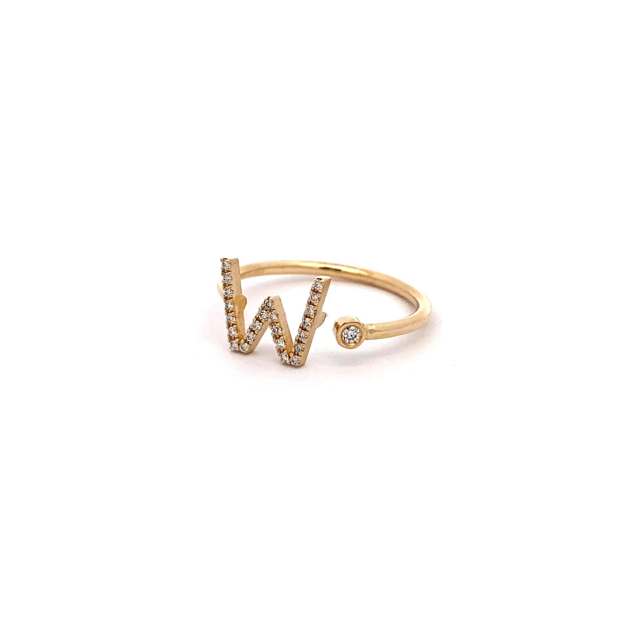 14K Gold Diamond Initial Ring W(0.11ct) - dagatchi.com