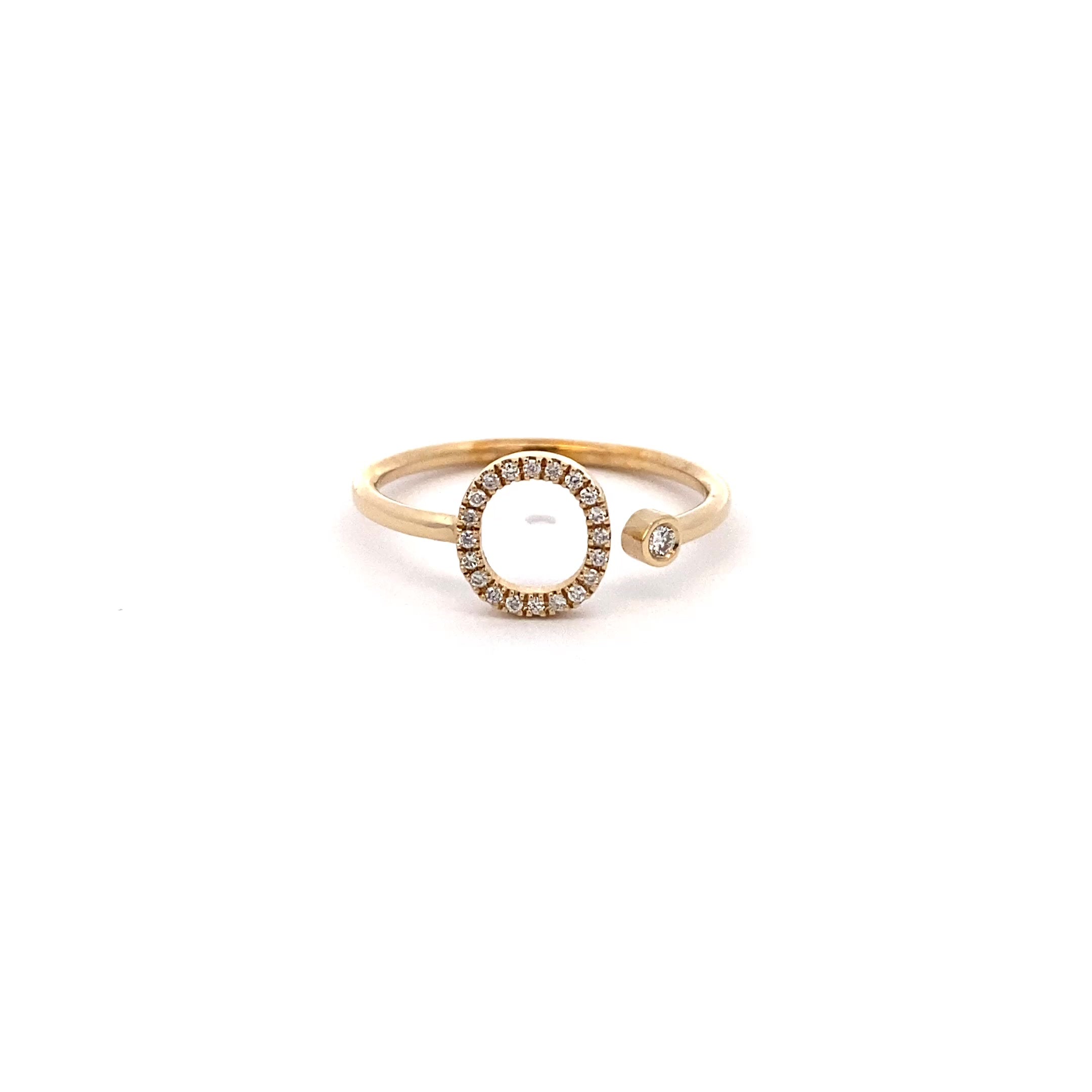 14K Gold Diamond Initial Ring O(0.09ct) - dagatchi.com