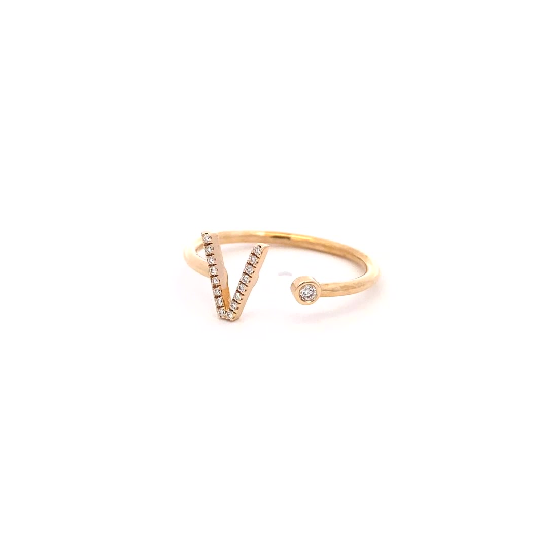 14K Gold Diamond Initial Ring V(0.08ct) - dagatchi.com