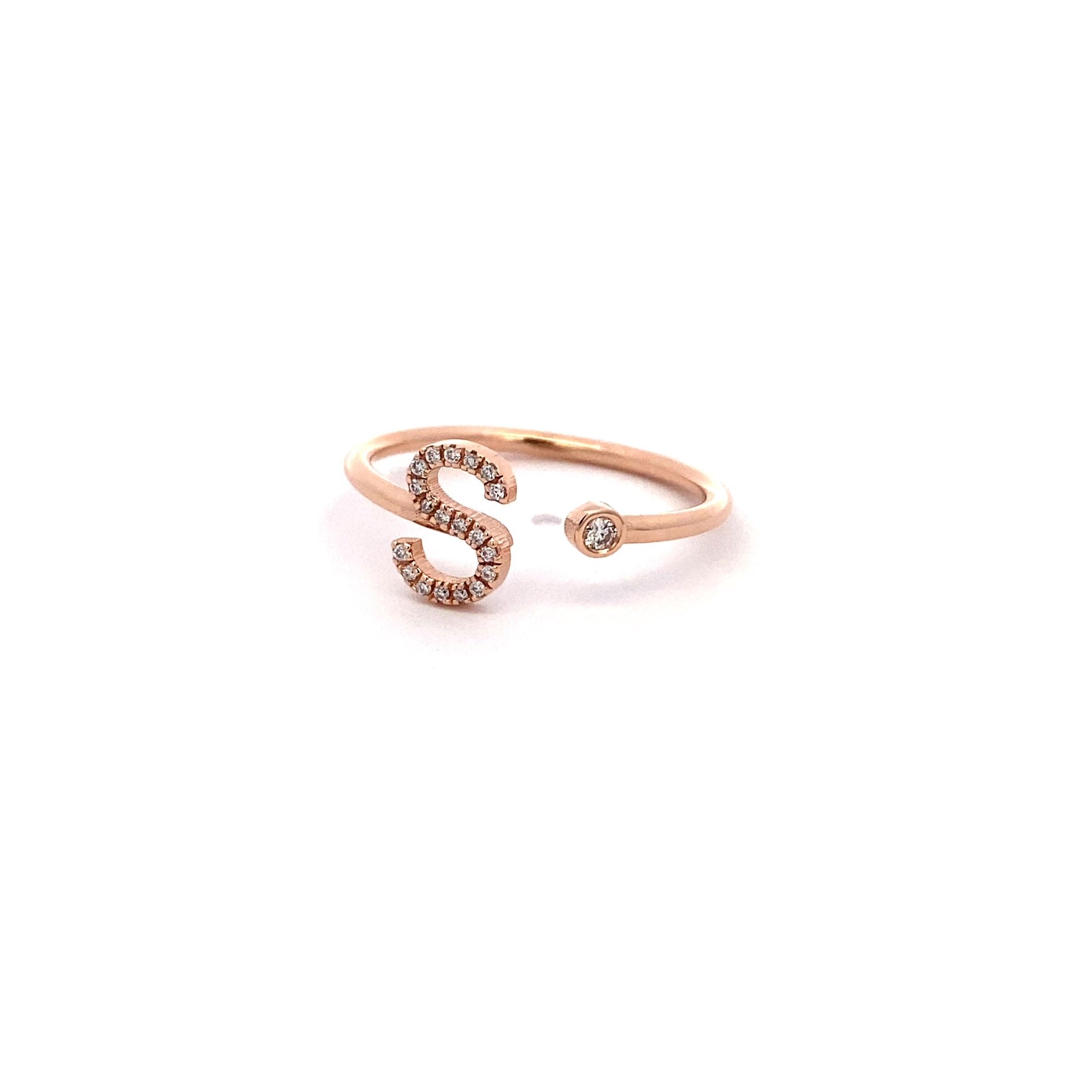 14K Gold Diamond Initial Ring S(0.09ct) - dagatchi.com