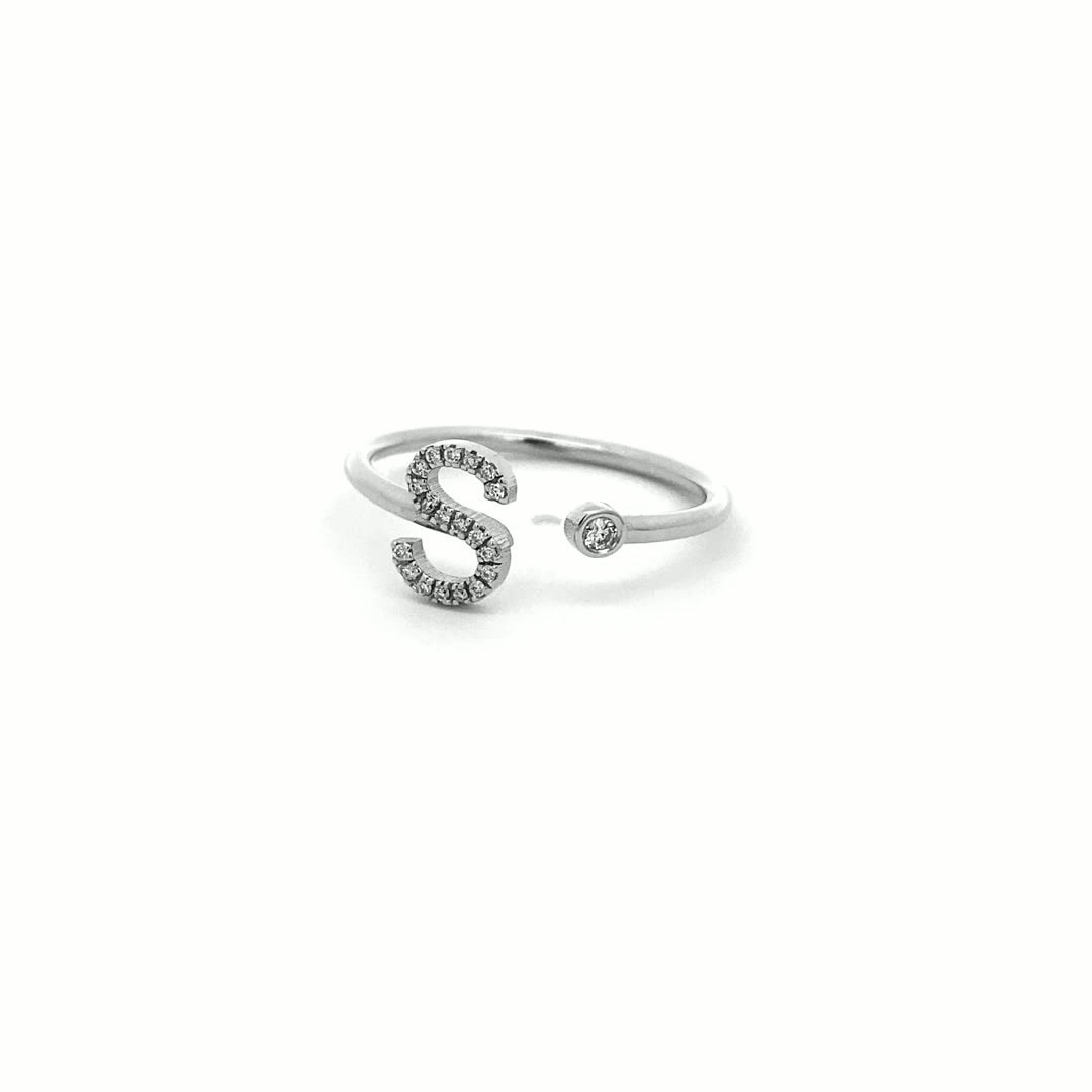 14K Gold Diamond Initial Ring S(0.09ct) - dagatchi.com