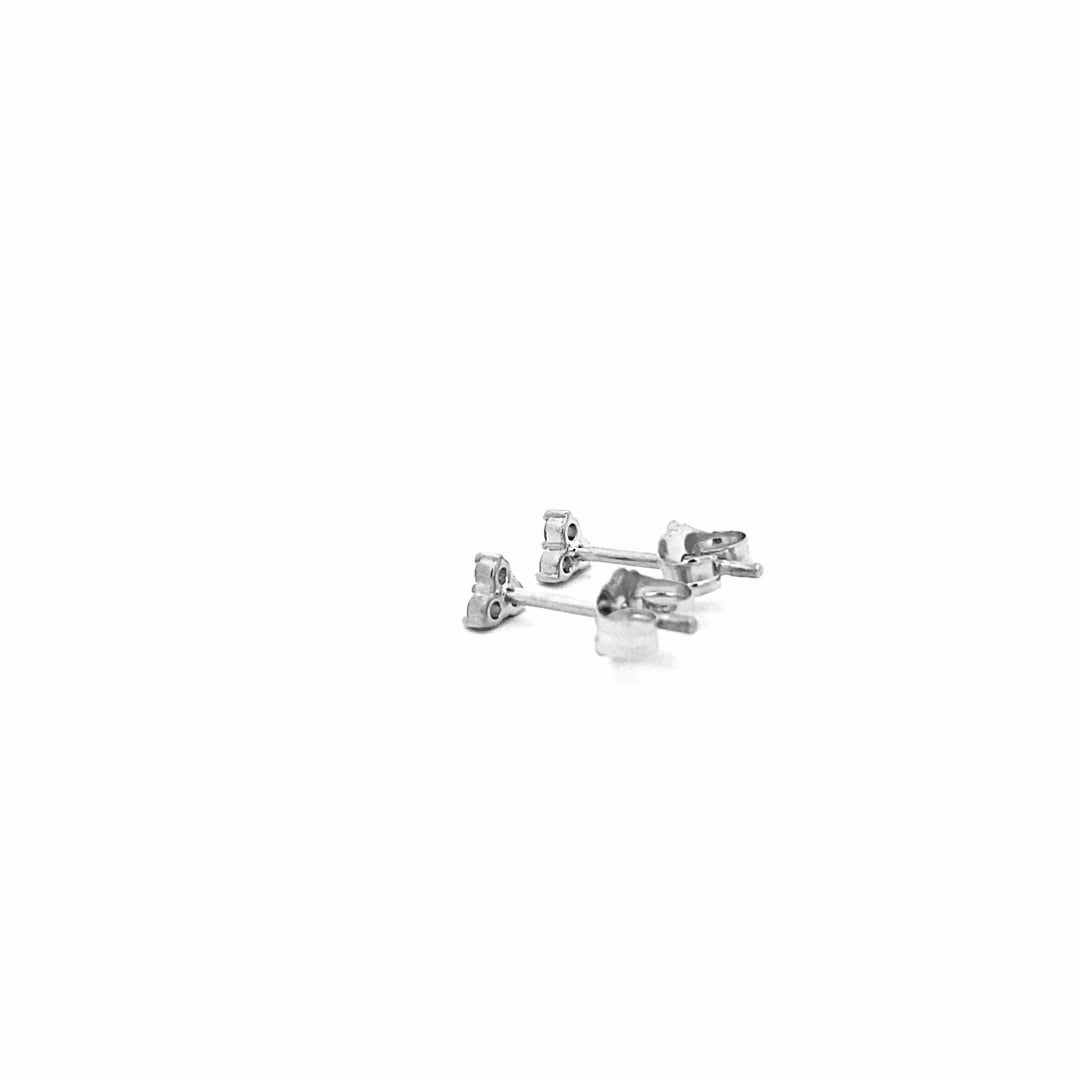 14K Gold 6-Diamond Triangle Earrings (0.13ct) - dagatchi.com