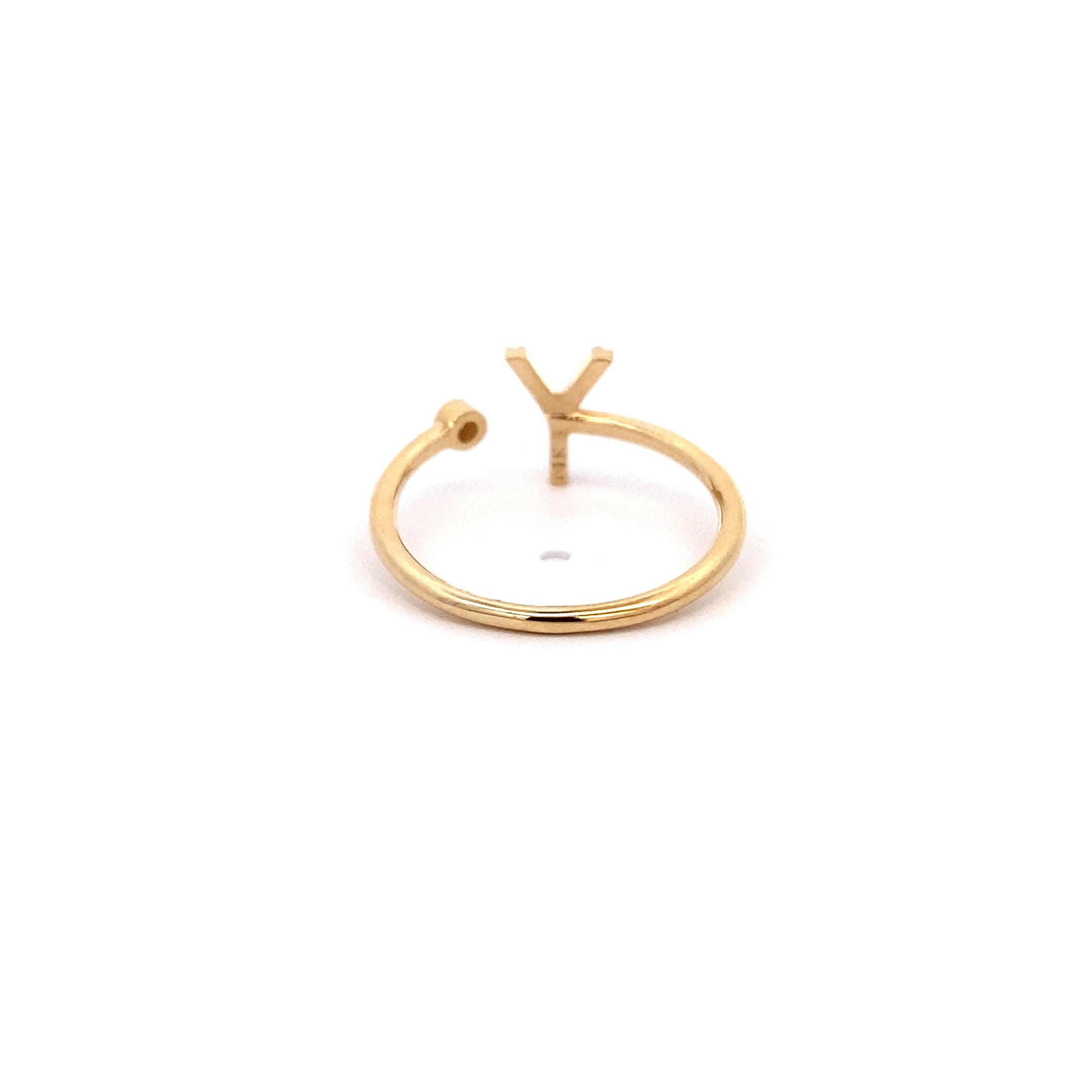 14K Gold Diamond Initial Ring Y(0.07ct) - dagatchi.com
