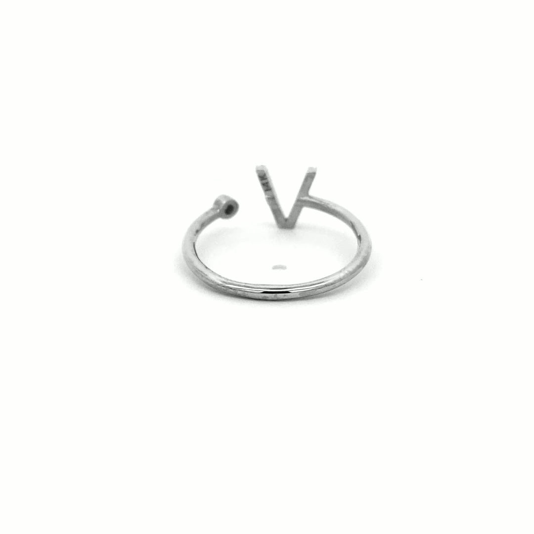 14K Gold Diamond Initial Ring V(0.08ct) - dagatchi.com