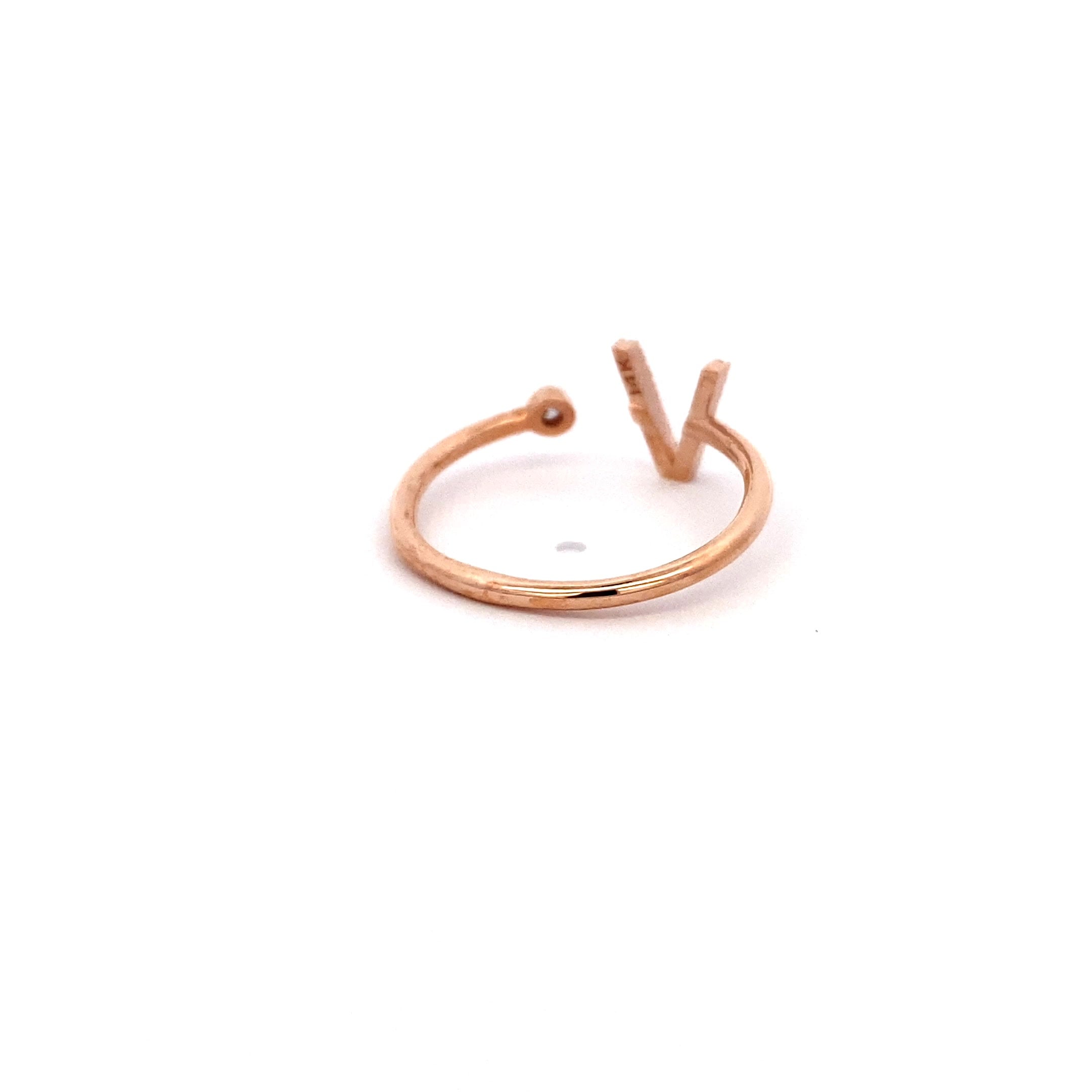 14K Gold Diamond Initial Ring V(0.08ct) - dagatchi.com