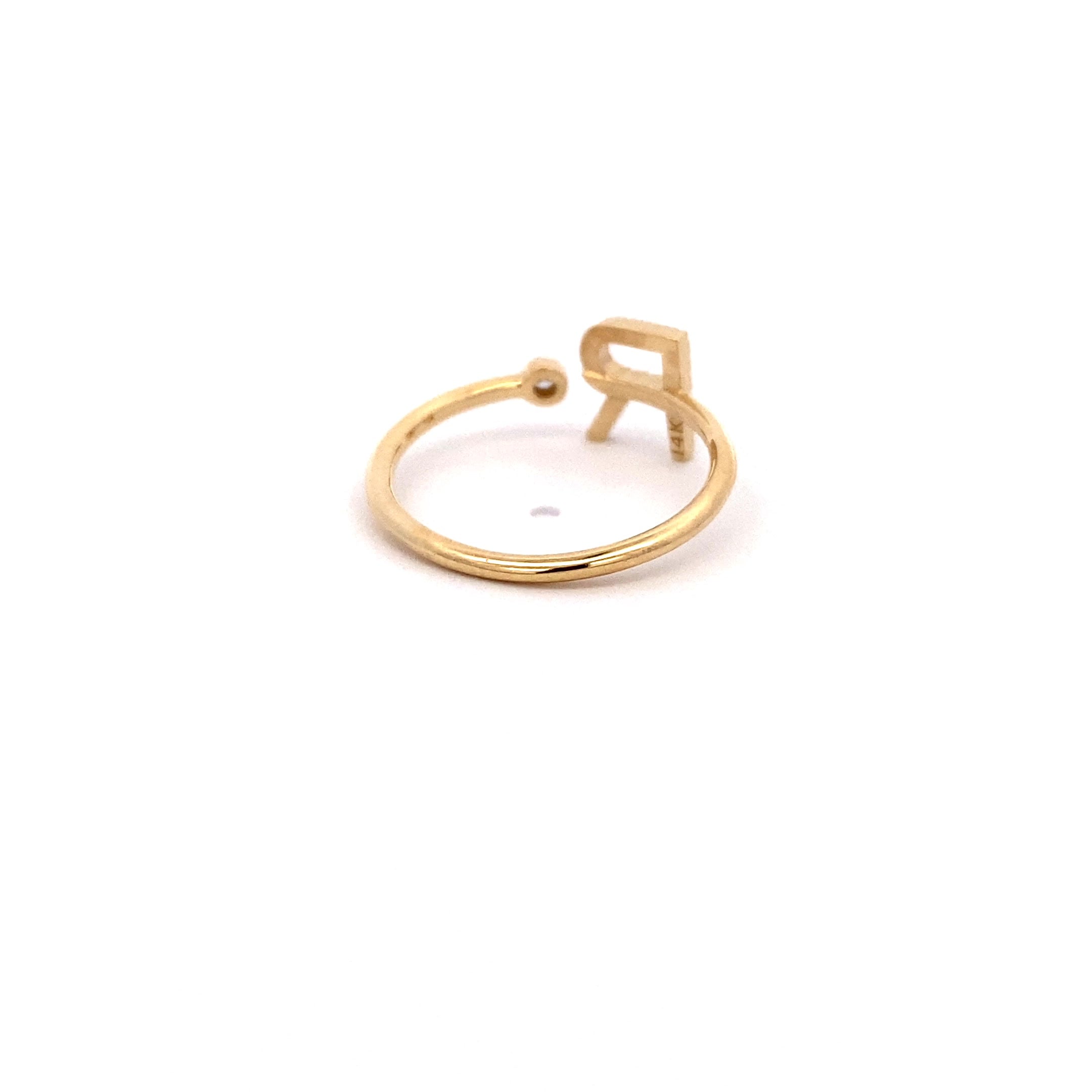 14K Gold Diamond Initial Ring R(0.10ct) - dagatchi.com