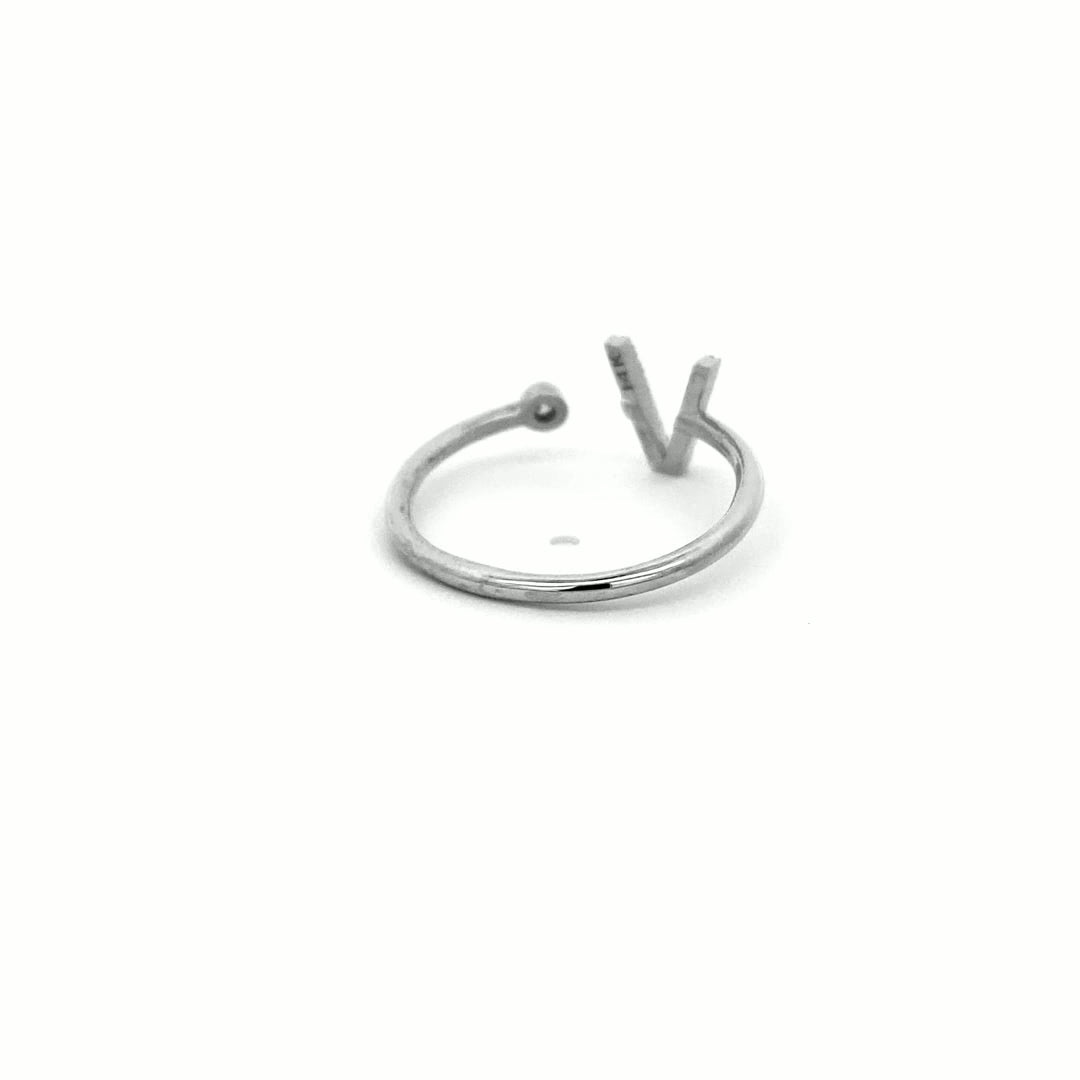 14K Gold Diamond Initial Ring V(0.08ct) - dagatchi.com