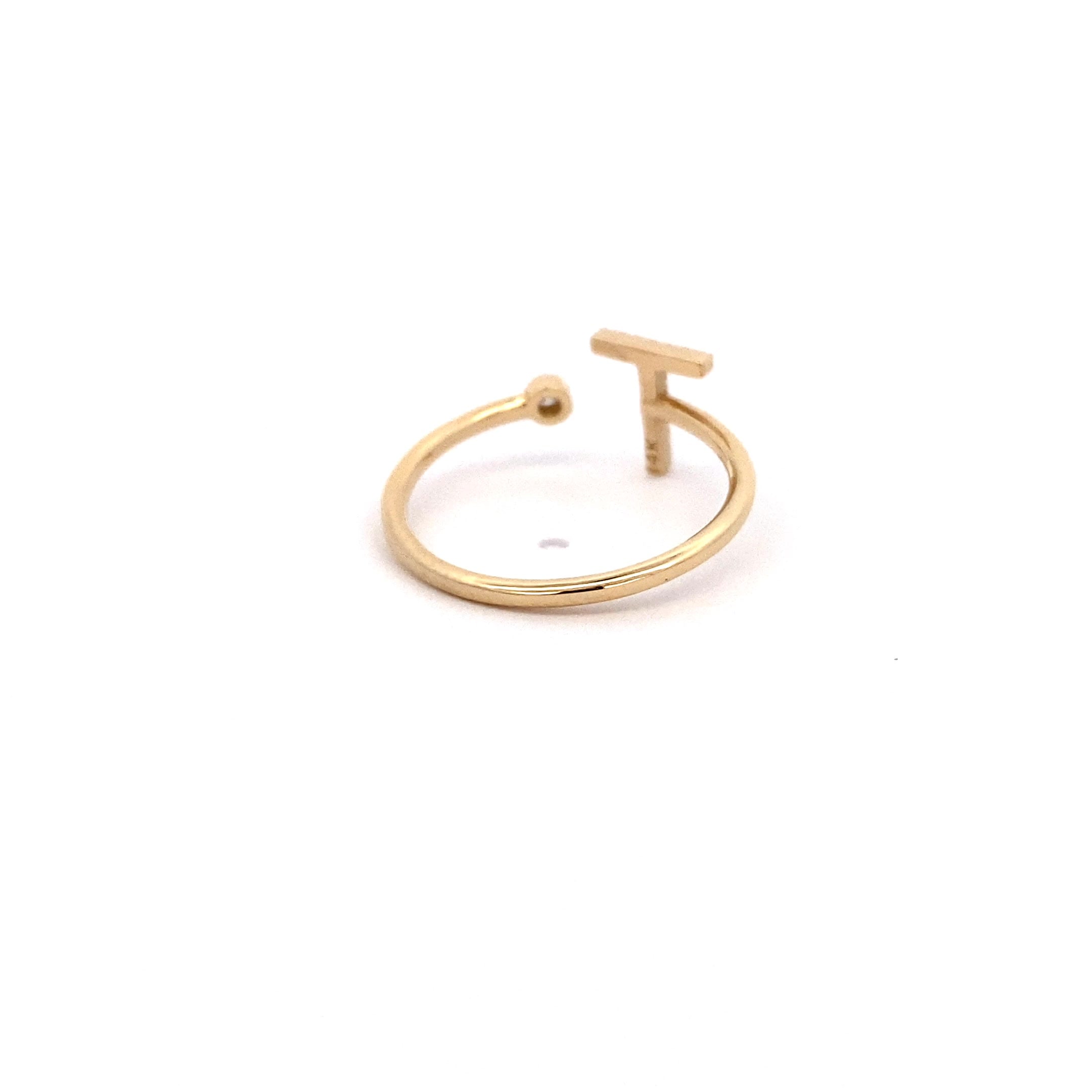 14K Gold Diamond Initial Ring T(0.07ct) - dagatchi.com